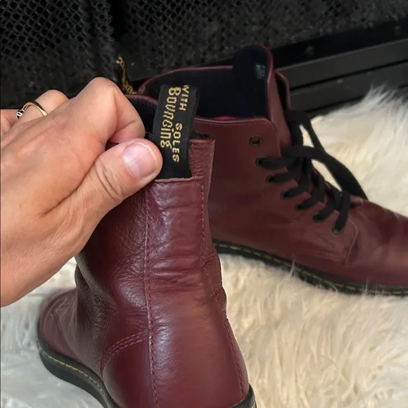 Dr. Marten Leyton Women's 10 Oxblood Red/Burgundy Combat Leather Boots Casual - Picture 3 of 5